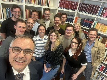 Foto des Lehrstuhlteams und des Teams des MER 2025.